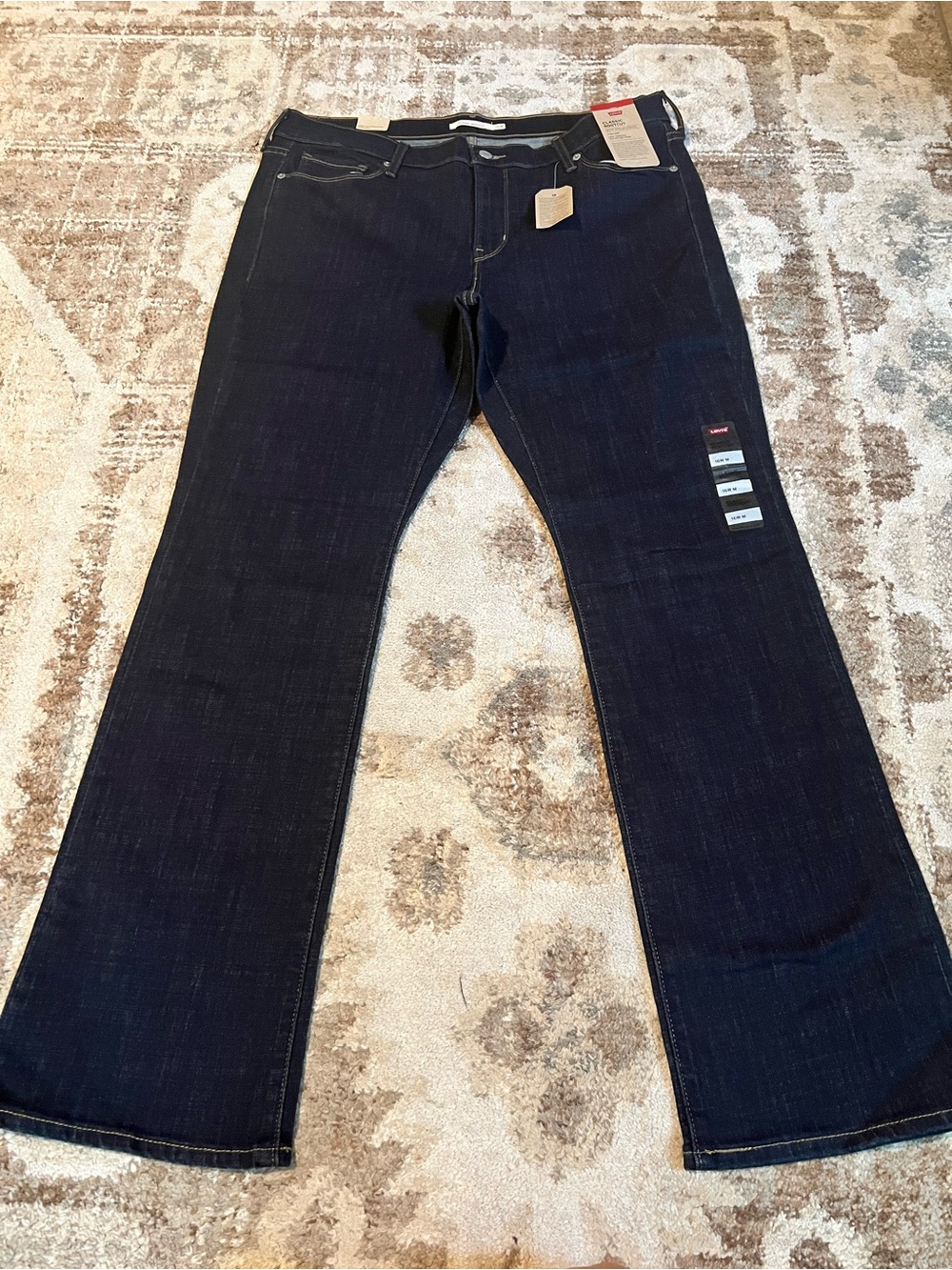 Levi's Women's Bootcut Jeans Dark Wash Size 16W